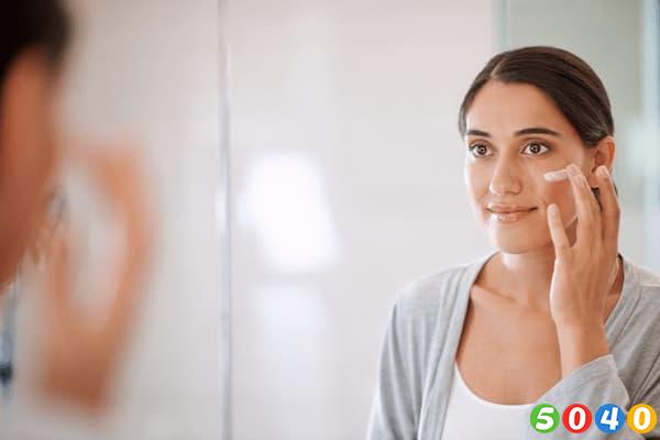 شروع استفاده از کرم ضد چروک در سنین مناسب-5040