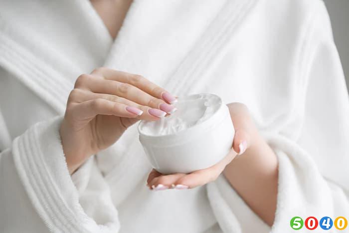 انتخاب بهترین ترکیبات کرم روز-5040