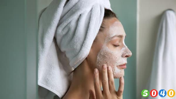 لایه برداری پوست در روتین مراقبتی-5040