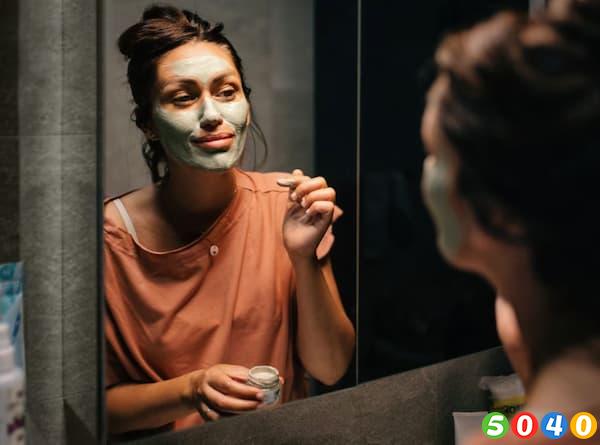 لایه برداری و اسکراب پوست صورت در شب-5040