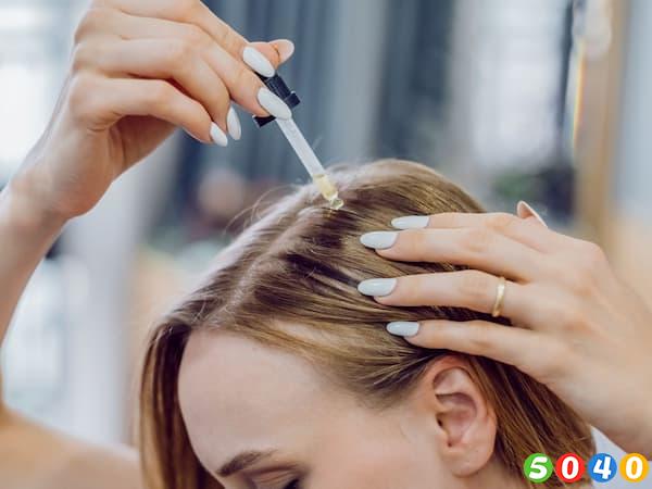 استفاده از سرم گیاهی برای تقویت مو در خانه-5040