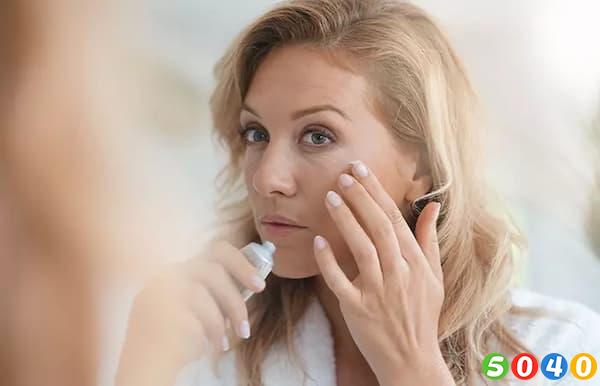 ویژگیهای کرم DD برای پوست چرب-5040