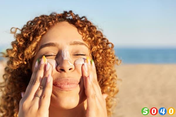 ضدآفتاب مینرال مناسب استفاده روزانه-5040